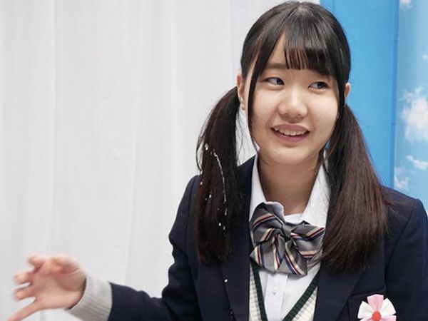 【MM号】卒業式直後の美少女が大人チンポで大人の階段上る！？恥ずかしさよりも興味が勝り…♡