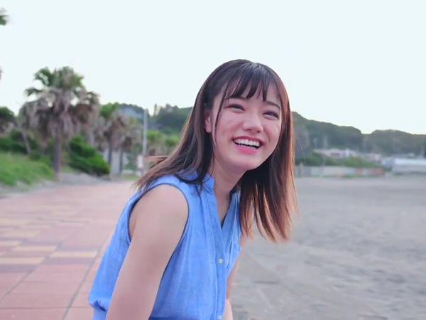 【宮下玲奈】爽やか笑顔に胸キュン♡激カワ女子大生がAVデビューし幼さ残るスレンダーボディで大人チンポ咥え込み甘い声で悶え喘ぐ！